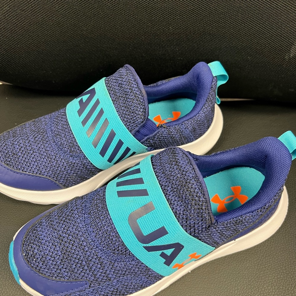 Boys under armour shoes, size 4